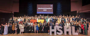 Gruppenbild der Absolvierenden der Hochschule Hamm-Lippstadt, Standort Hamm